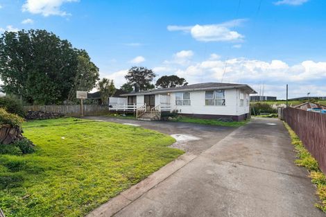 Photo of property in 39 Blake Road, Mangere East, Auckland, 2024