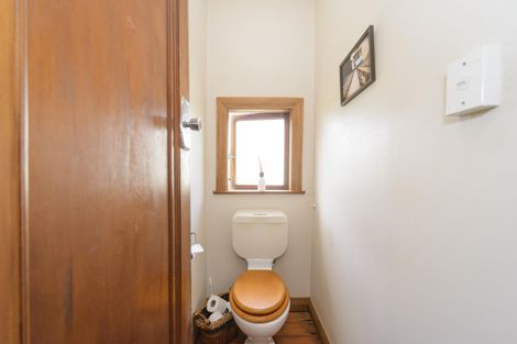 Photo of property in 20 Perrin Place, Kelvin Grove, Palmerston North, 4414