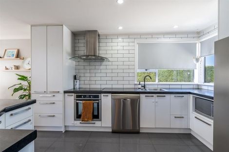 Photo of property in 15 Weka Street, Waikiwi, Invercargill, 9810