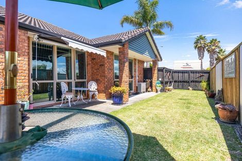 Photo of property in 99 Doncaster Drive, Papamoa Beach, Papamoa, 3118