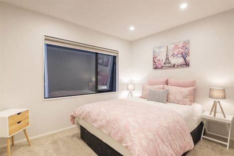 Photo of property in 50 Ascension Crescent, Orewa, 0931