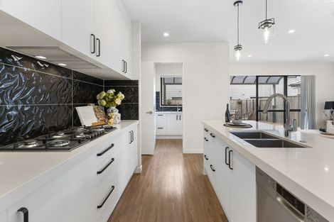 Photo of property in 15 Repehina Road, Flat Bush, Auckland, 2019