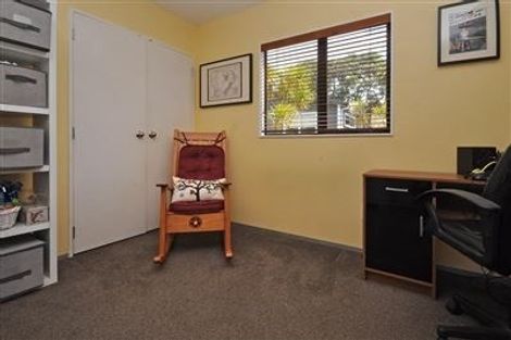 Photo of property in 1/10 Marina Road, Torbay, Auckland, 0630
