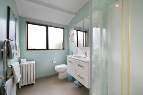 Photo of property in 1/24 Blacklock Avenue, Henderson, Auckland, 0612