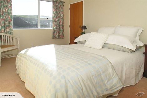 Photo of property in 4 Swinford Crescent, Johnsonville, Wellington, 6037