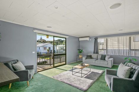 Photo of property in 41 Herekawe Drive, Spotswood, New Plymouth, 4310