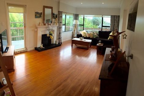 Photo of property in 166 Beach Road, Campbells Bay, Auckland, 0630