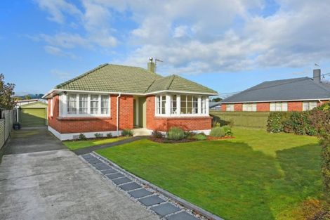 Photo of property in 6 Hazel Street, Ebdentown, Upper Hutt, 5018