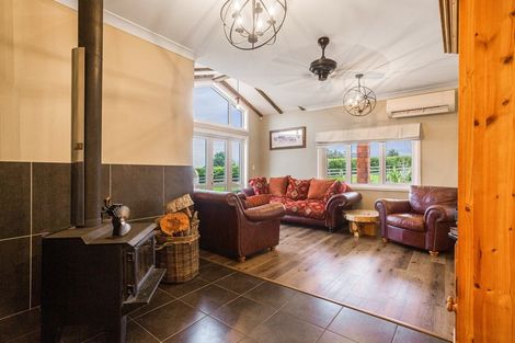 Photo of property in 1096f Awhitu Road, Pollok, Waiuku, 2683