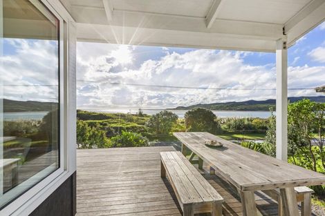 Photo of property in 131 Riria Kereopa Memorial Drive, Raglan, 3297