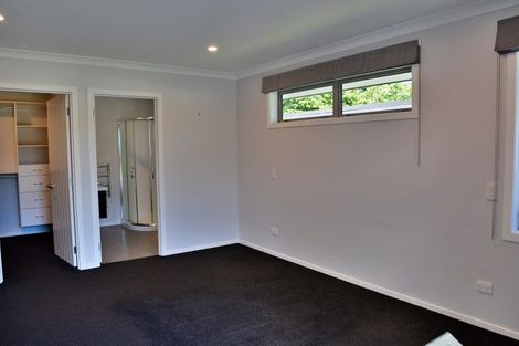 Photo of property in 14 Allendale Place, Morrinsville, 3300