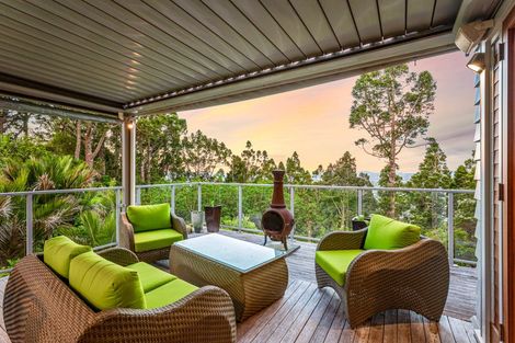 Photo of property in 20 Rangiwai Road, Titirangi, Auckland, 0604