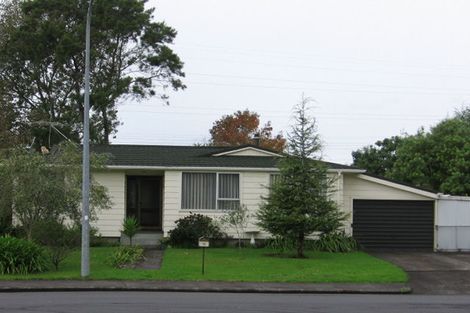Photo of property in 12 Tiaka Place, Pakuranga, Auckland, 2010