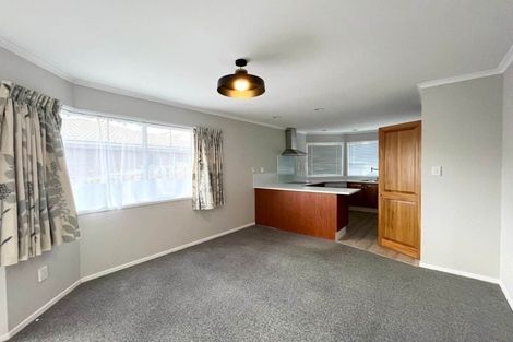 Photo of property in 2/15 Summermist Drive, Northpark, Auckland, 2013