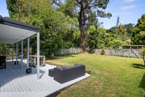 Photo of property in 70 Pinehaven Road, Pinehaven, Upper Hutt, 5019