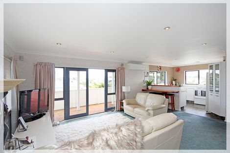 Photo of property in 34a Shortt Street, Foxton Beach, Foxton, 4815