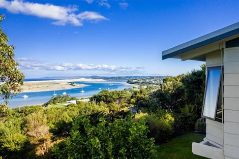 Photo of property in 39 Wintle Street, Mangawhai Heads, Mangawhai, 0505