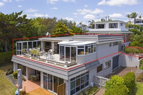 Photo of property in 2/9 Takutai Avenue, Bucklands Beach, Auckland, 2012