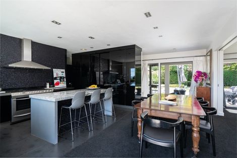 Photo of property in 344 Gillespie Place, Acacia Bay, Taupo, 3385