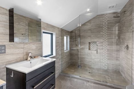 Photo of property in 11 Plynlimon Road, Fendalton, Christchurch, 8052