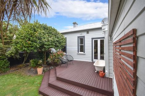 Photo of property in 22 De Carle Street, Saint Kilda, Dunedin, 9012
