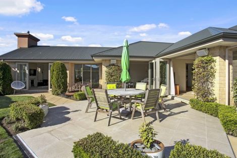 Photo of property in 35 Country Palms Drive, Halswell, Christchurch, 8025