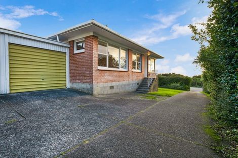 Photo of property in 1/229 Glenfield Road, Hillcrest, Auckland, 0627