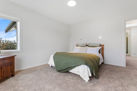 Photo of property in 100 Wingatui Road, Mosgiel, 9024