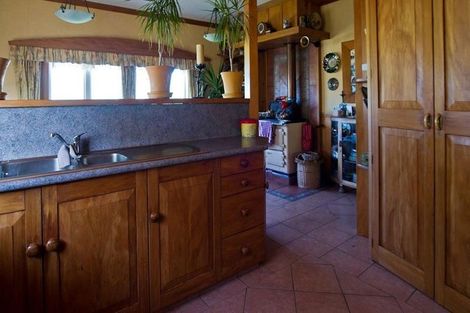 Photo of property in 327 Wanganui Flat Road, Harihari, 7884