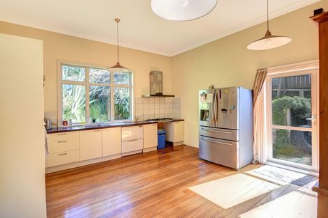 Photo of property in 39 Argyle Street, Mornington, Dunedin, 9011