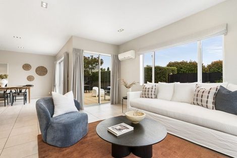 Photo of property in 3 Leabridge Mews, Harewood, Christchurch, 8051