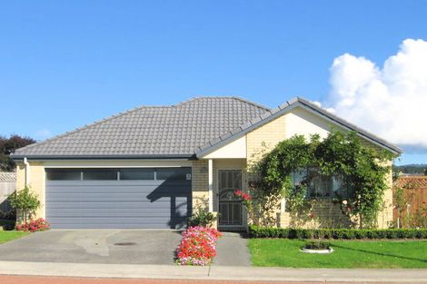 Photo of property in 35 Espalier Drive, Henderson, Auckland, 0612