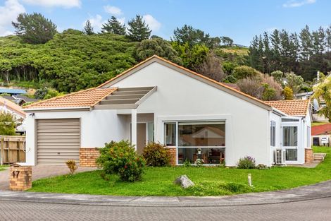 Photo of property in 17 Lakeside Villas, Whitby, Porirua, 5024