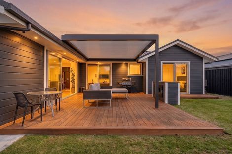 Photo of property in 8 Rostrevor Place, Mairehau, Christchurch, 8052