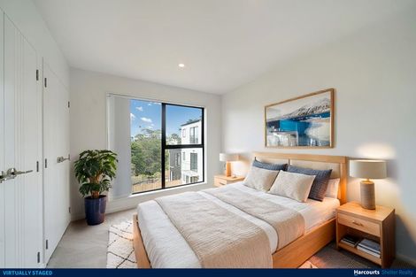 Photo of property in 2/105 Hobsonville Road, West Harbour, Auckland, 0618