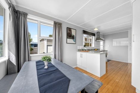 Photo of property in 26 Wavell Crescent, Lansdowne, Masterton, 5810