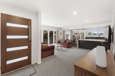 Photo of property in 29 Liverton Crescent, Bishopdale, Christchurch, 8053