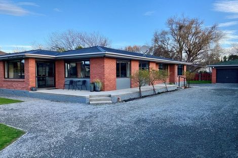 Photo of property in 11 Springfield Road, Milton, 9220