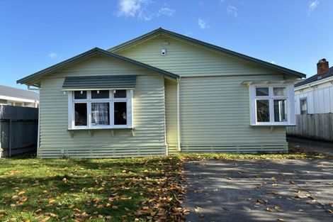 Photo of property in 12 Hereford Street, West End, Palmerston North, 4410