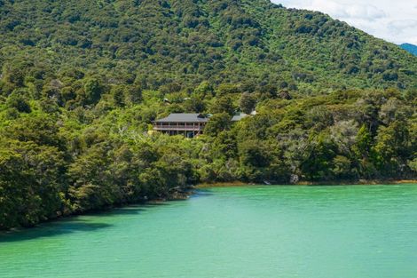 Photo of property in 16 Tai Close, Kaiuma Bay, Havelock, 7178