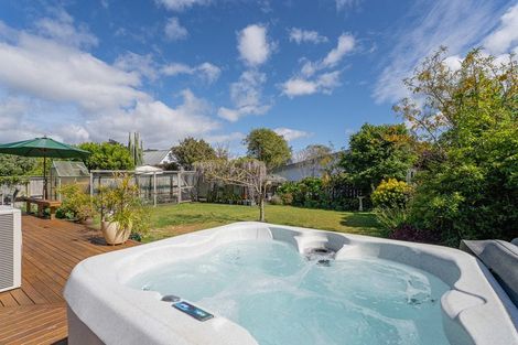 Photo of property in 36 Oyster Drive, Cooks Beach, Whitianga, 3591
