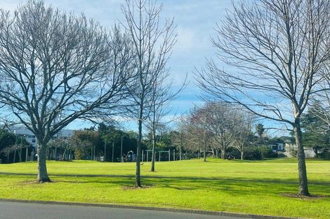 Photo of property in 1/31 Lavelle Road, Henderson, Auckland, 0612