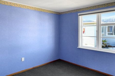 Photo of property in 19 Cook Street, Foxton, 4814