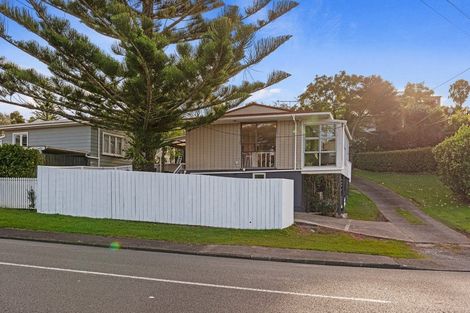 Photo of property in 1/16 Hogans Road, Glenfield, Auckland, 0629