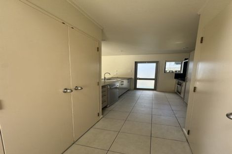 Photo of property in 2/2 Hatherlow Street, Glenfield, Auckland, 0629