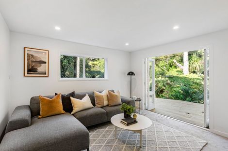 Photo of property in 34 Peach Road, Glenfield, Auckland, 0629