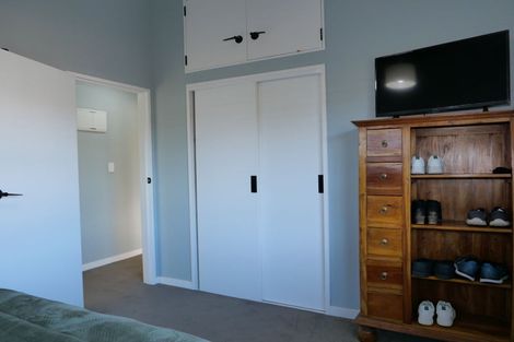 Photo of property in 4 Hookway Grove, Paraparaumu, 5032