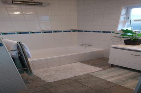 Photo of property in 6 Ross Place, Opaheke, Papakura, 2113