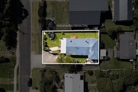 Photo of property in 72 The Crescent, Waihi Beach, 3611