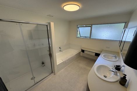 Photo of property in 7 Sykes Avenue, Hatfields Beach, Orewa, 0931